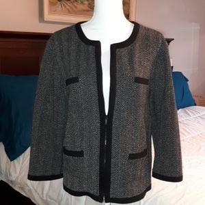 Liz Claiborne XL jacket in a grey/black knit